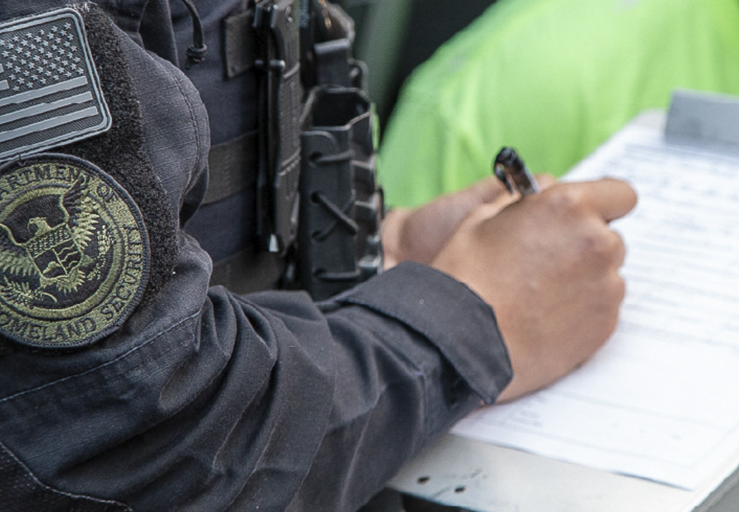 USCIS强化审核,“加码问责”材料证明